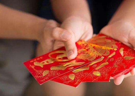 关切员工父母，为员工父母设置关切金造度
